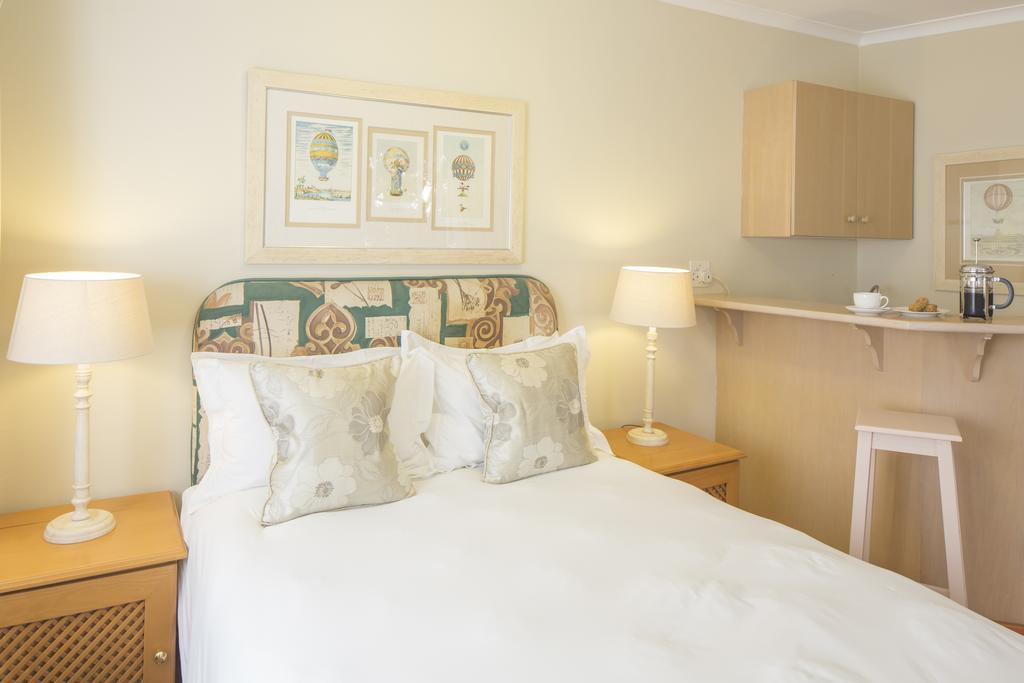 Kingfisher Guesthouse Port Elizabeth Exterior photo